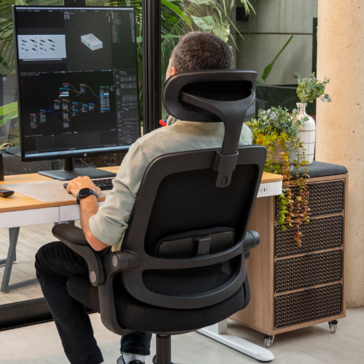 Cadeira Ergonômica Elements Astra